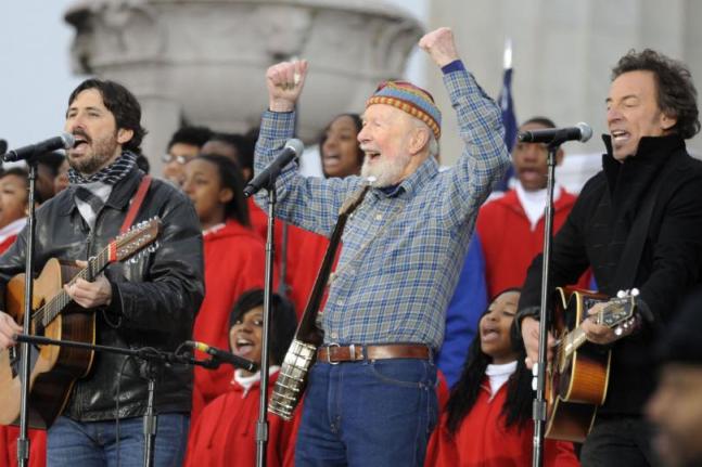Pete Seegr con the Boss